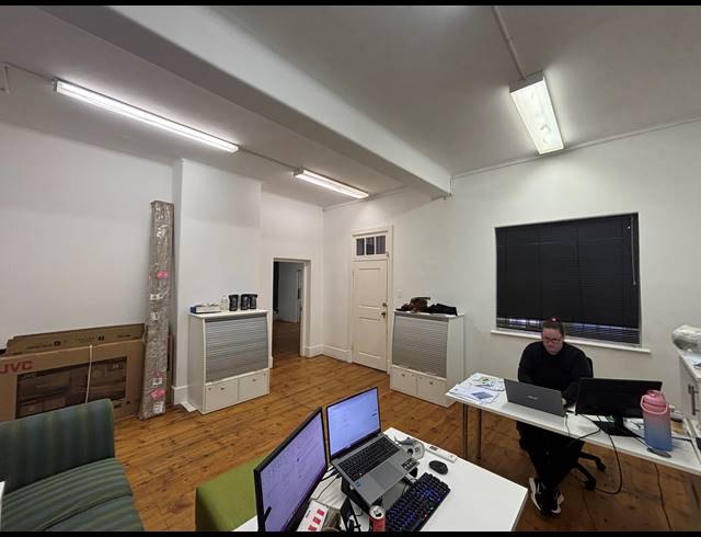 97M² OFFICE TO LET IN PAARDEVLEI